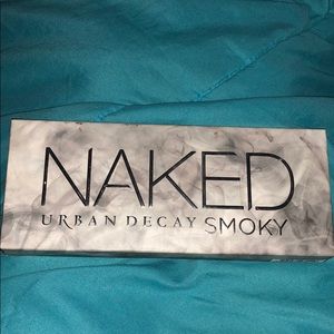 NAKED Urban Decay Smokey Eye Palette